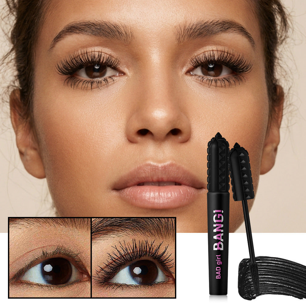 BAD girl BANG! Volymgivande mascara – Långvarig, vattenfast, kladdfri