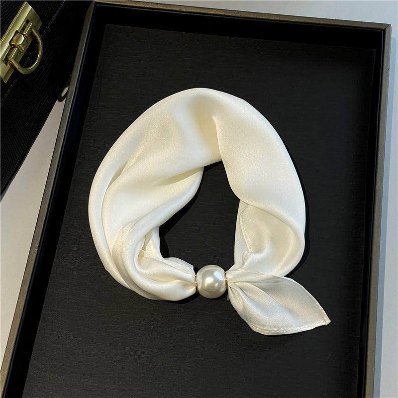 🤍 Pärlhalsband med magnetlås – Magnetlås – stil på ett ögonblick! ✨📦