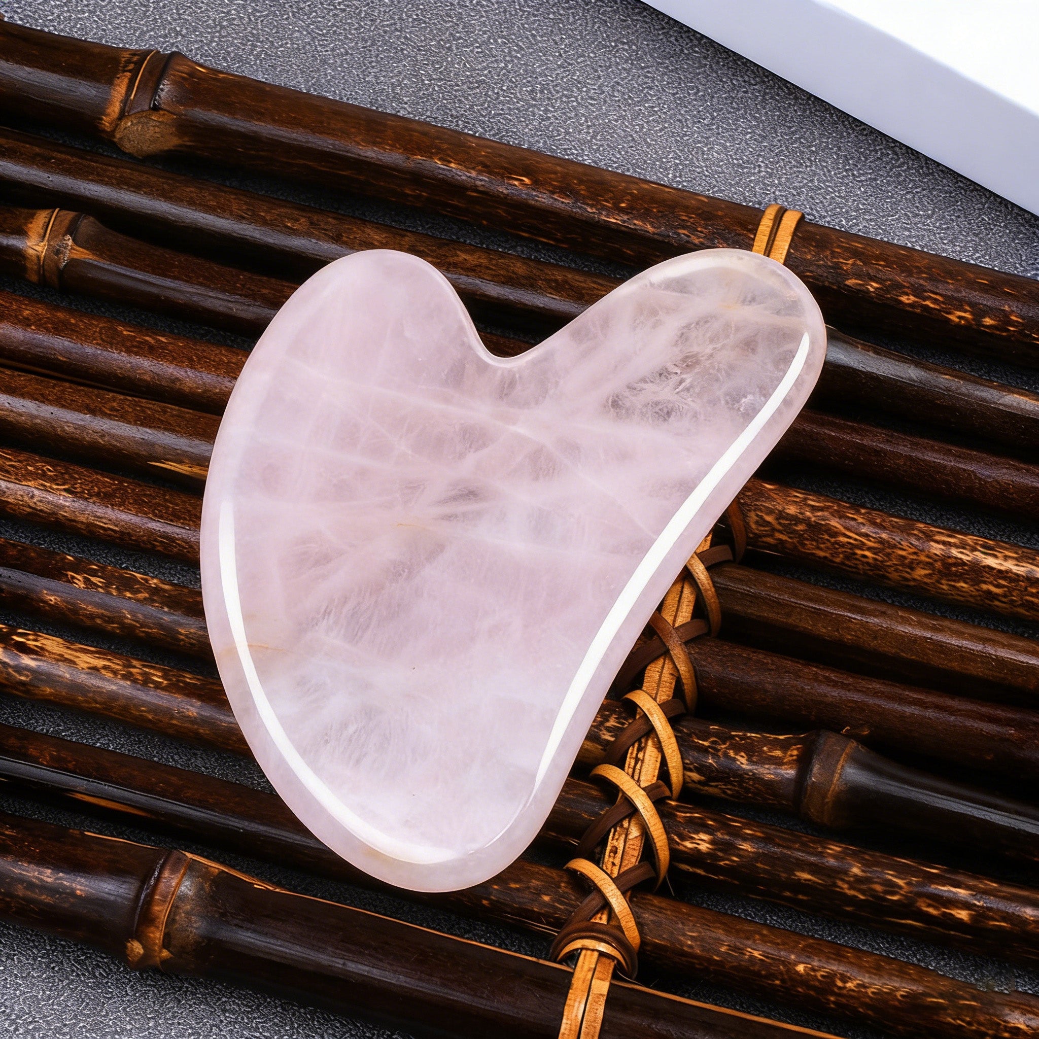 🔥Köp 1 få 1 gratis💖Gua Sha-massager i naturkristall i hjärtform – Gua Sha-verktyg för hela kroppen, för ansikte, hals och kropp