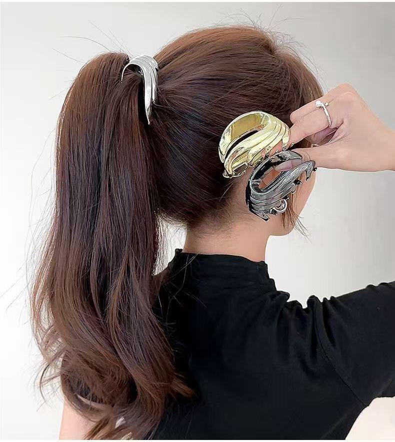 ✨ "Hög hästsvansmagisk klämma"-2026 Ny högklassig hög hästsvansklämma | Shark Hair Clip