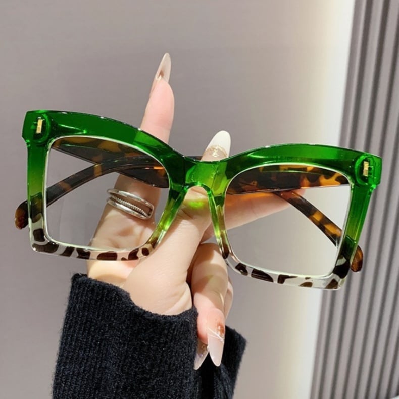 💖Hot 48% OFF🌹Fashion Reading Glasses – Style, Comfort & Value in One Set! ✨👓