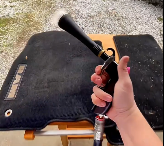 Tornado rengöringspistol – 2-i-1 luftblåsare med borste